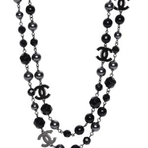 Chanel Pearl and Bead CC Logo Necklace in Women
